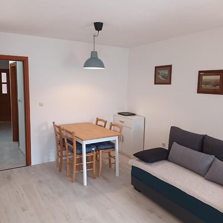 Apartments Dorcic Башка Екстер'єр фото