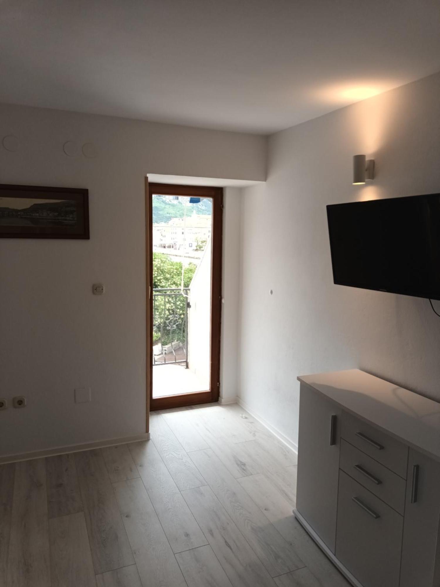 Apartments Dorcic Башка Екстер'єр фото